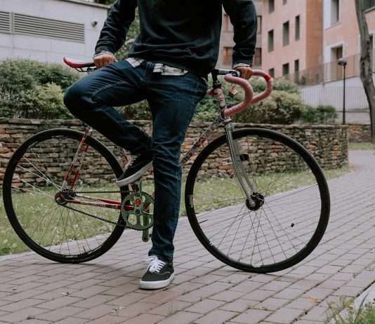 Street Smarts: Making the Most of Walkable and Bikable Cities Making the Most of Walkable and Bikable Cities