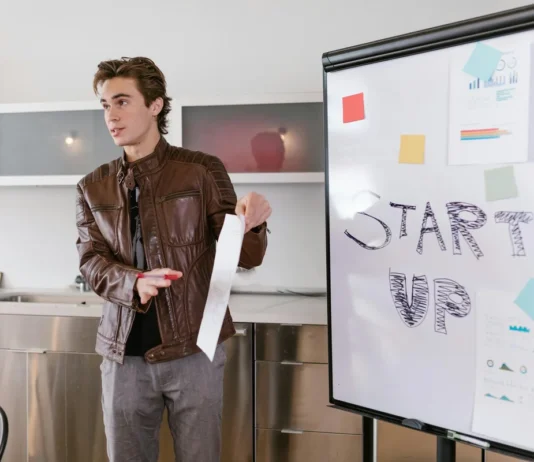 The Roadblocks Fintech Startups Face When Scaling Fast The Roadblocks Fintech Startups Face When Scaling Fast